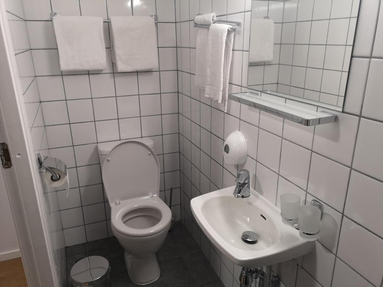 Pyntaberget Hotell Sor-Fron Ngoại thất bức ảnh