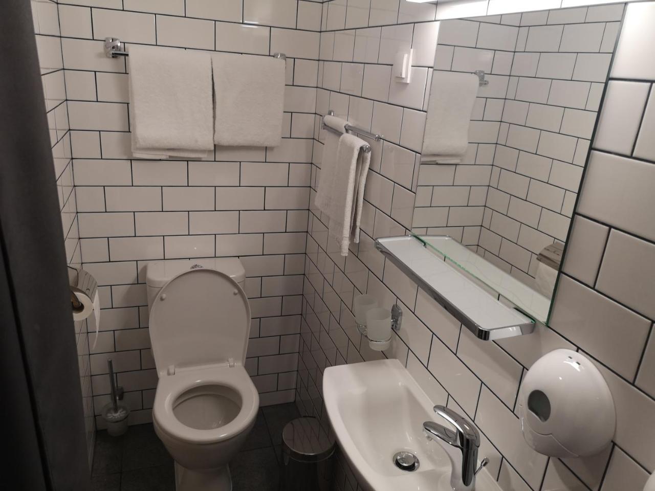 Pyntaberget Hotell Sor-Fron Ngoại thất bức ảnh